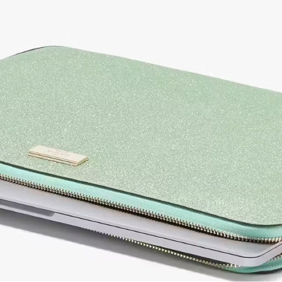kate spade Handbags - Kenzie Glitter Universal Laptop Sleeve